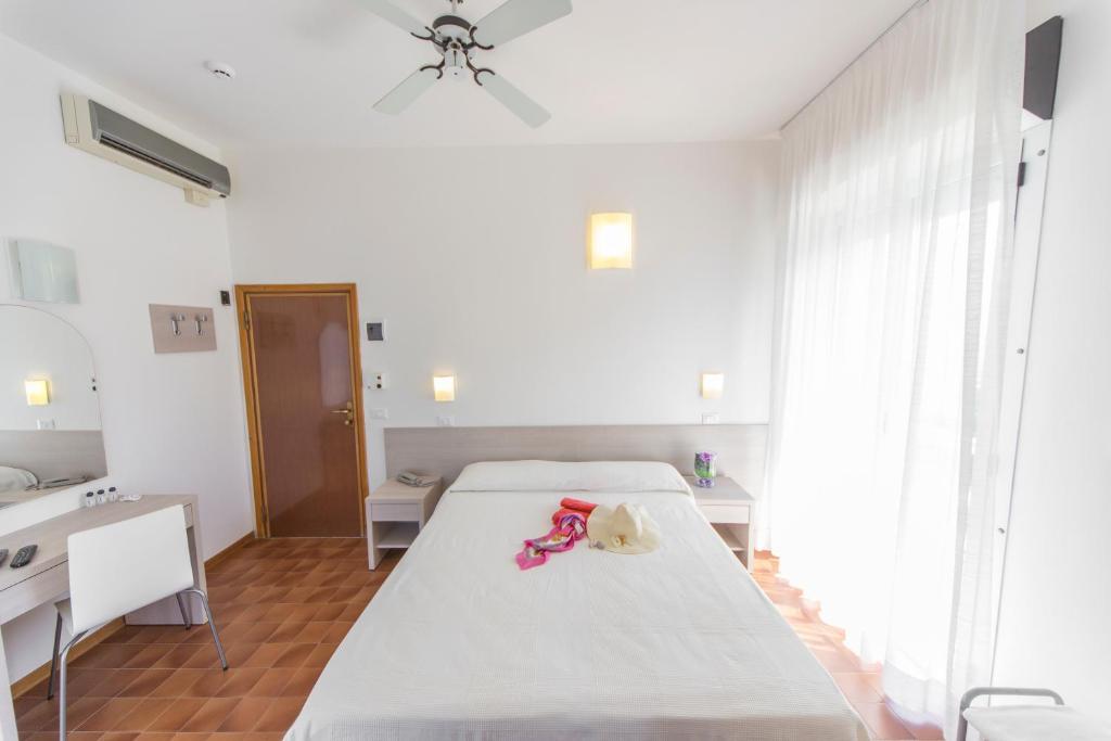 Hotel Adler غابيتّشي ماري الغرفة الصورة