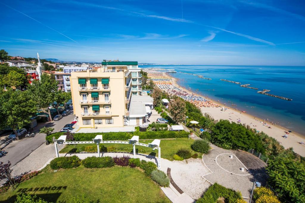 Hotel Adler غابيتّشي ماري المظهر الخارجي الصورة